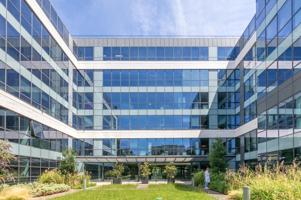 Bureau Neuilly-sur-Seine 1000m² Location bureau Neuilly-sur-Seine Hauts-de-Seine OLBUR2001216 0